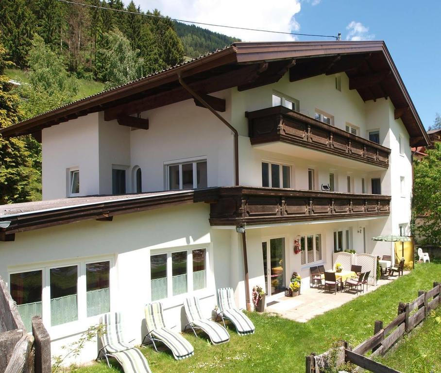 Ferienwohnung Mondial Нойштіфт-ім-Штубайталь Екстер'єр фото